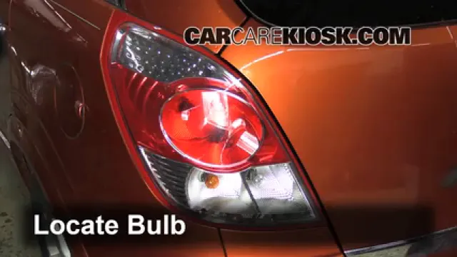 2009 Saturn Vue Red Line 3.6L V6 Luces Luz de reversa (reemplazar foco)